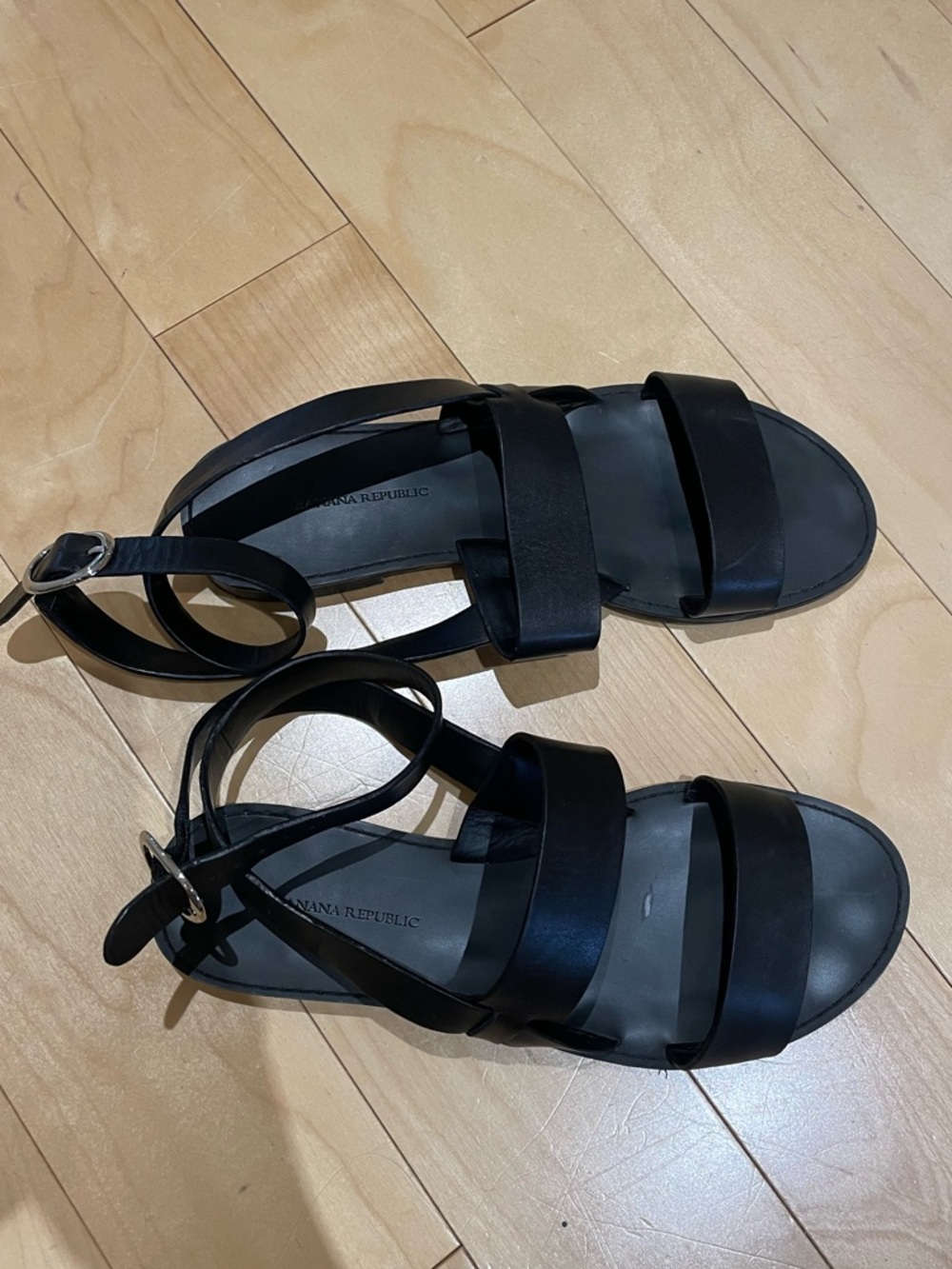 Banana Republic - Black Leather Buckle Sandals (size: 8.5)